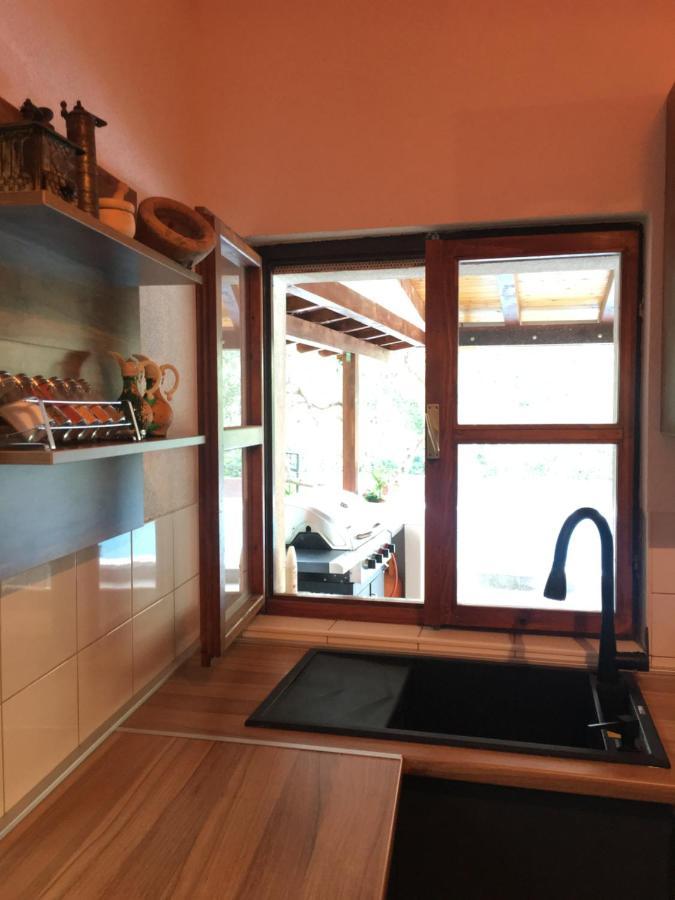 Villa Vlade- From The Heated Pool To The Beach In 1 Minute Jesenice  Buitenkant foto